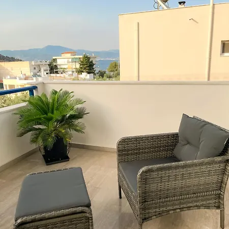 4 * Loutra Oraias Elenis