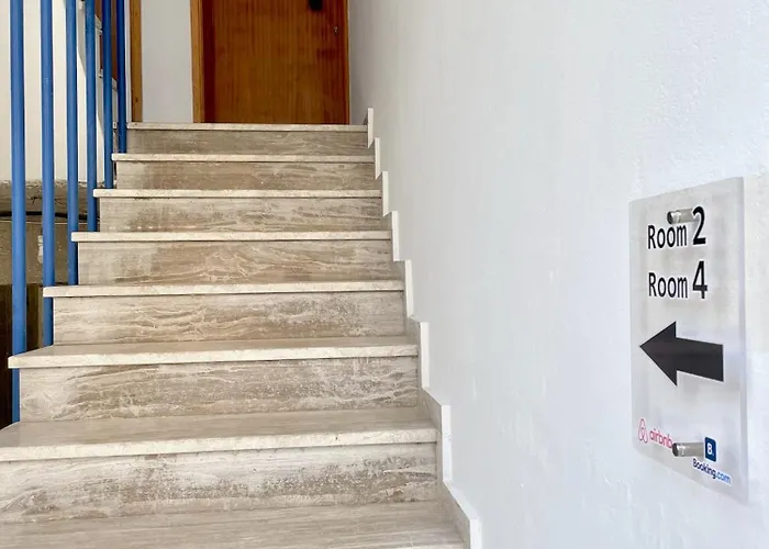 4 * Loutra Oraias Elenis